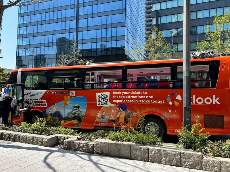 Osaka Wonder Loop Open-Top Hop-on Hop-off Sightseeing Bus - Who will get the most from this bus?