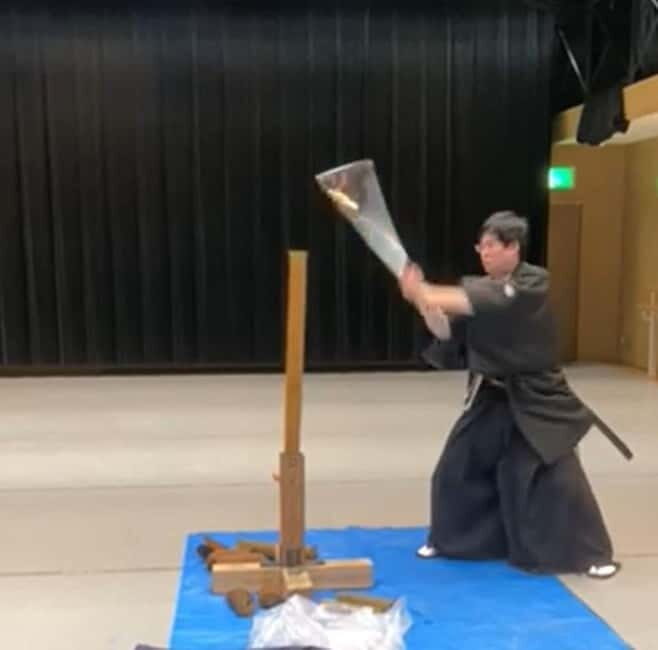 Osaka:Exclusive Samurai Experience with a National Champion! - Key Points