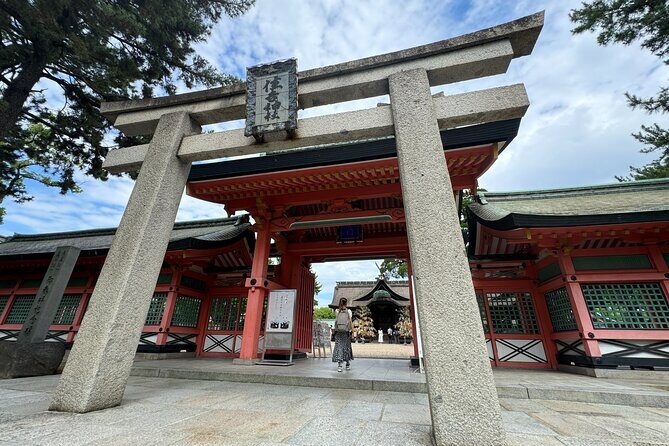 Osakas Hidden Gem: Sumiyoshi Taisha Shrine Tour in 90 Minutes - Authenticity and Reflection