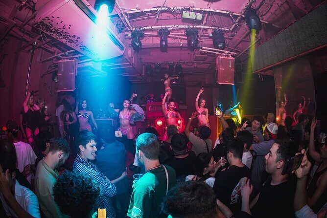 Osakas Iconic All-Pink NightClub: VIP Booth, Champagne & Show - Key Points