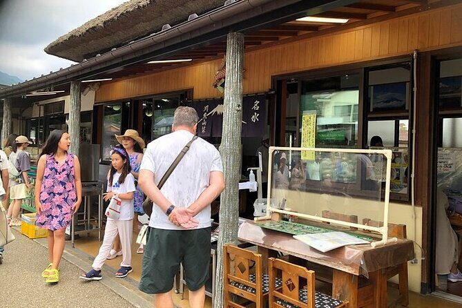 Oshino Hakkai and Kitaguchi Hongu Sengen Shrine Guided Tour-Van - Introduction: The Essence of the Tour