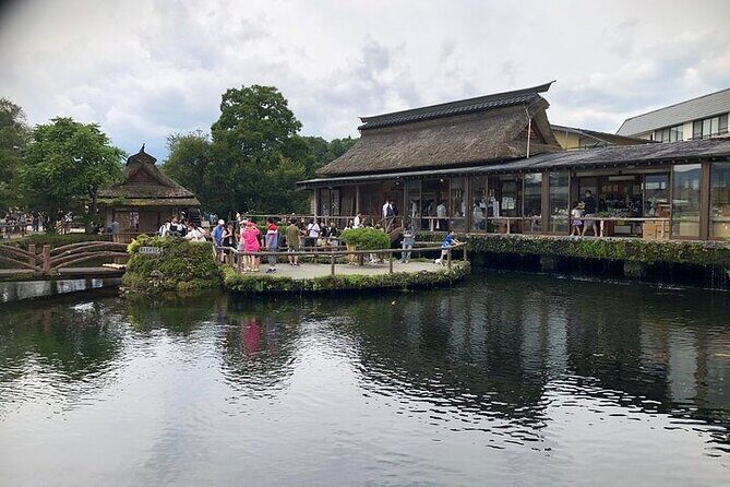 Oshino Hakkai and Kitaguchi Hongu Sengen Shrine Guided Tour-Van - The Value of the Experience