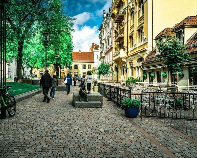 Oslo: 3-hour Highlights & Vigeland Park Private Walking Tour - Detailed Breakdown of the Itinerary