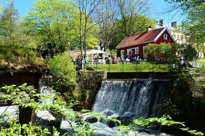 Oslo City Walks - Historic River Walk - Exploring the Oslo River Walk: a Detailed Review