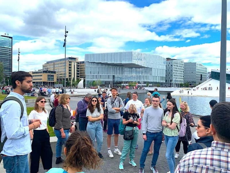 Oslo: Guided Walking Tour of Central Oslo with Local Guide - Exploring Oslo: What the Tour Covers