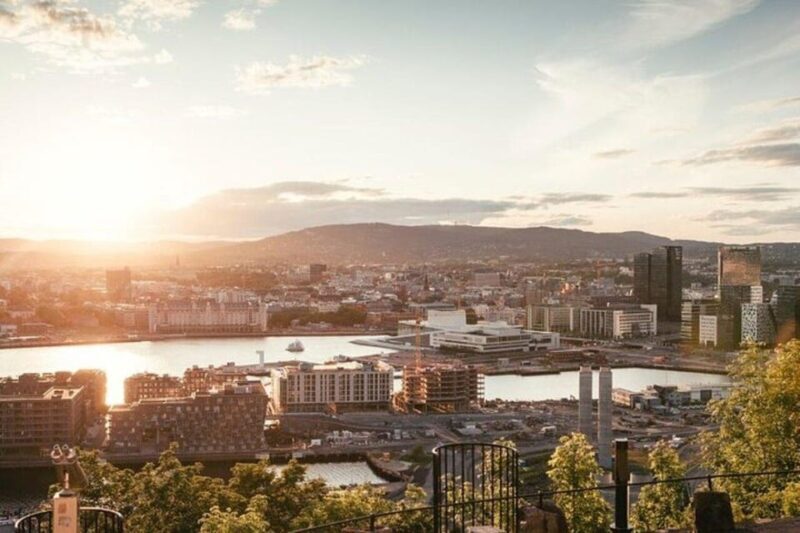 Oslo : Highlights Tour With A Guide (Group or Private) - Exploring Oslo: A Personal Guided Walk Through Norway’s Capital