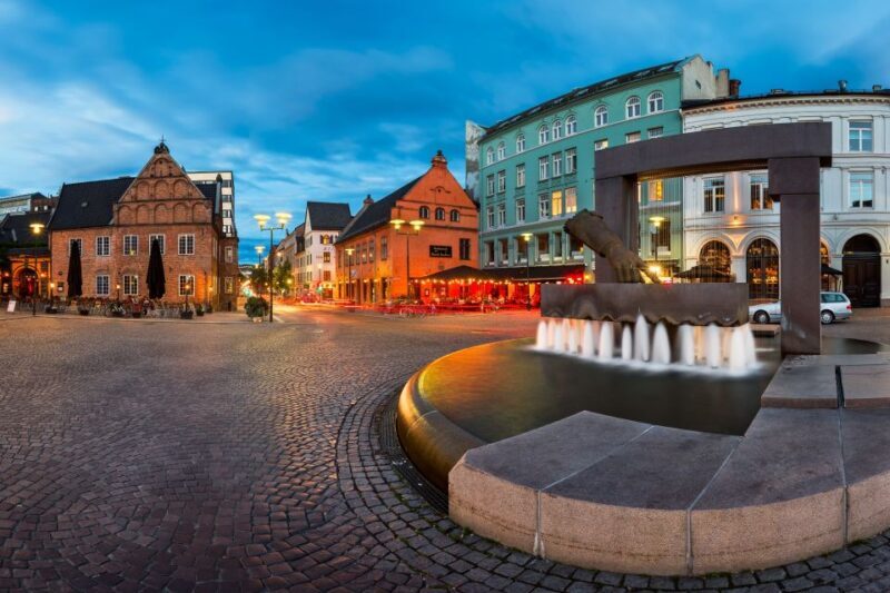 Oslo: Historic Myths & Legends Evening Walking Tour - Exploring Oslo’s Historical and Mythical Heart in Just Two Hours