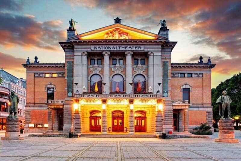 Oslo : Must-See Attractions Walking Tour With A Guide - Key Points