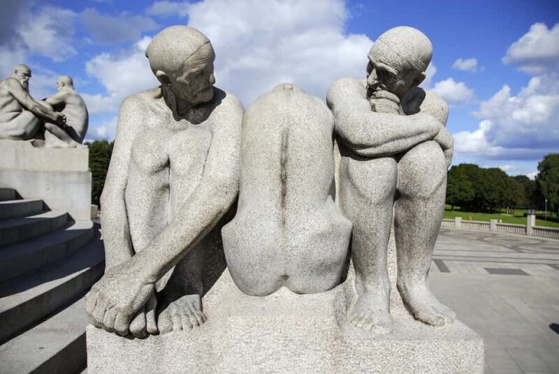 Oslo: Walking Tour with Local Guide and Photos - Who Should Consider This Tour?