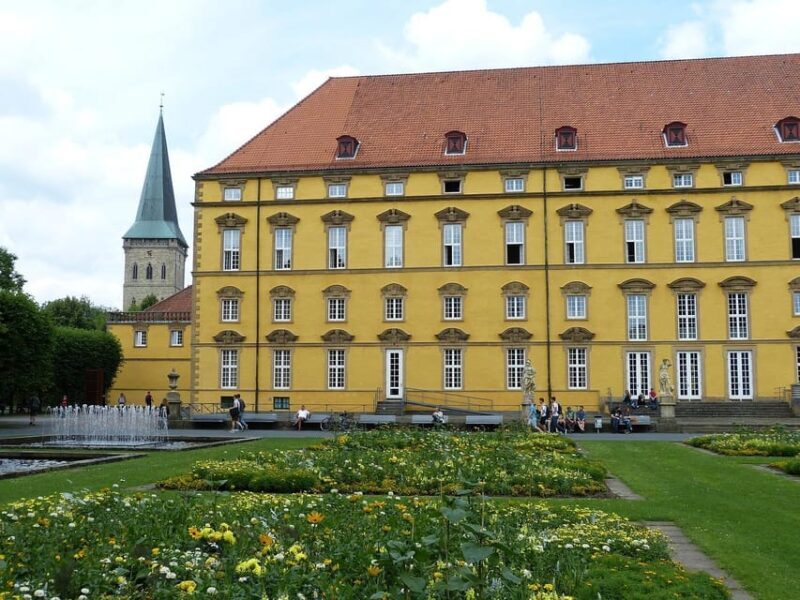 Osnabrück Private Guided Walking Tour - Key Points