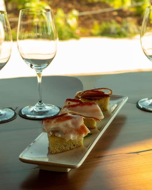 Ostuni organic wines - tour and tasting in the winery - Key Points