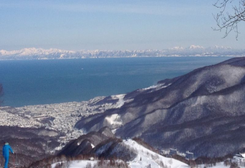 Otaru Asarigawa Onsen Ski Resort One-Day Ski Trip | Official Ski Resort Partner | Includes Photography Service | Departing from Sapporo, Hokkaido - From Sapporo to Asarigawa, with a gear stop on the way