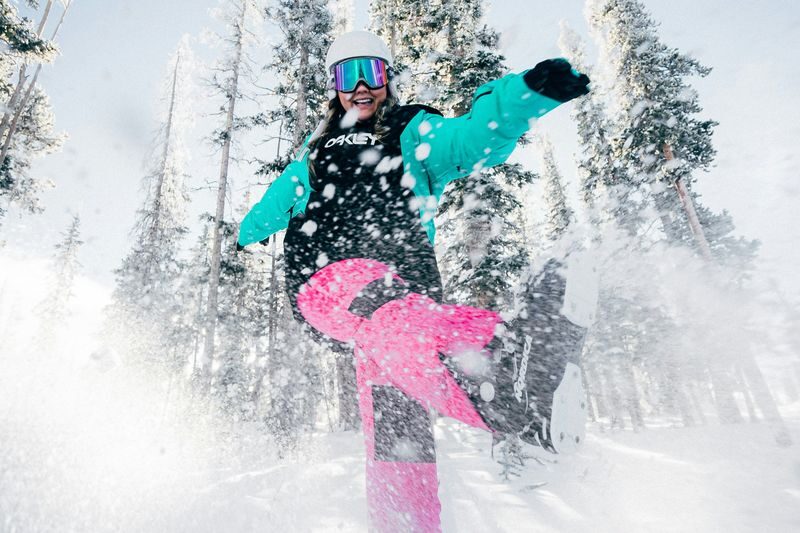 Otaru Asarigawa Onsen Ski Resort One-Day Ski Trip | Official Ski Resort Partner | Includes Photography Service | Departing from Sapporo, Hokkaido - Choosing a package without paying for the wrong thing