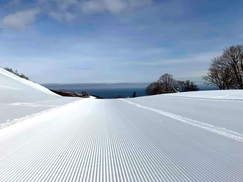 Otaru Asarigawa Ski Resort Ski & Snowboard Rental - What the rental package actually covers
