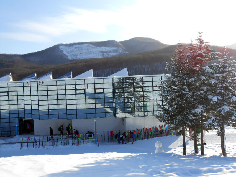 Otaru Asarigawa Ski Resort Ski & Snowboard Rental - Who will get the most from this day