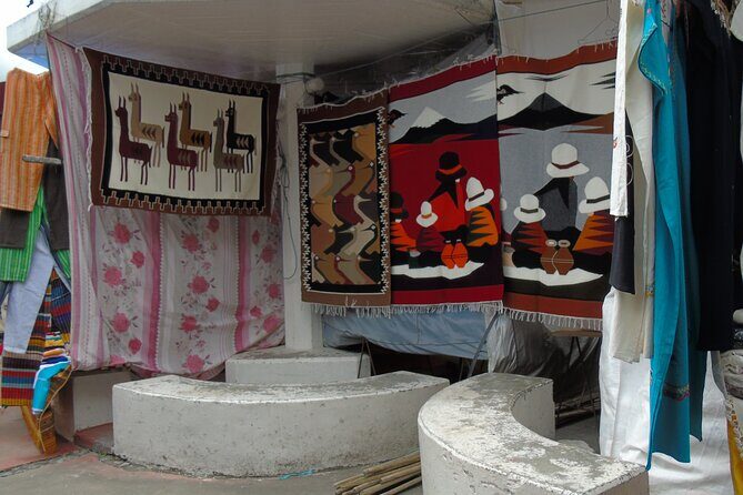 Otavalo Market & Cuicocha Volcano Tour from Quito Andes Adventure - Exploring Ecuador’s Highlands: An In-Depth Review of the Otavalo & Cuicocha Tour