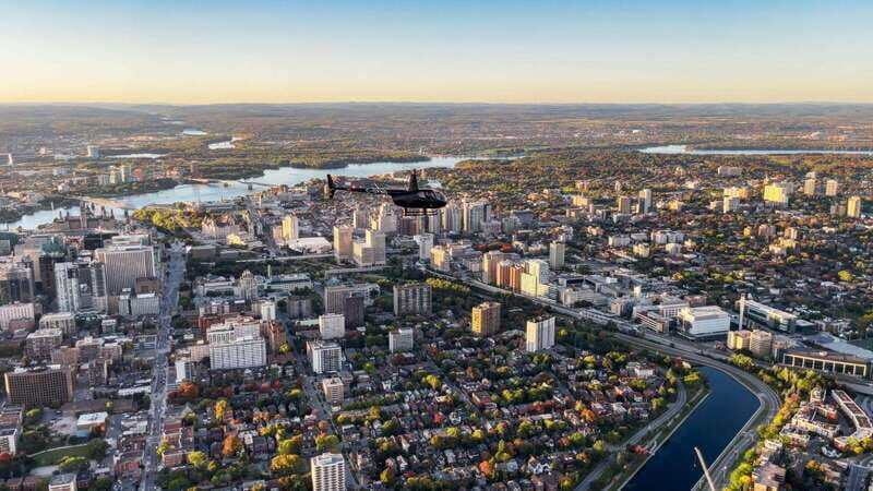 Ottawa: Helicopter Ride with Live Commentary - Comparing Value and Experience