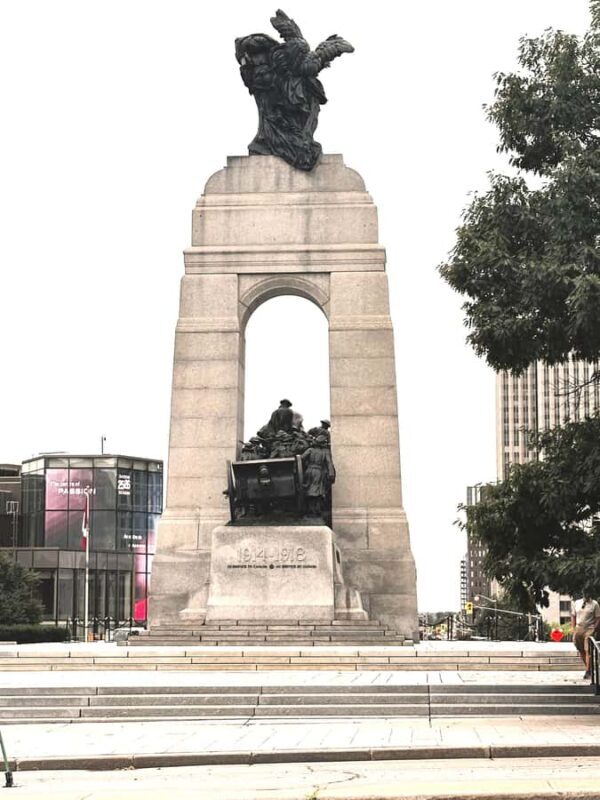 Ottawa: Heritage Walking Tour - Exploring Ottawa: What You Can Expect from the Heritage Walking Tour