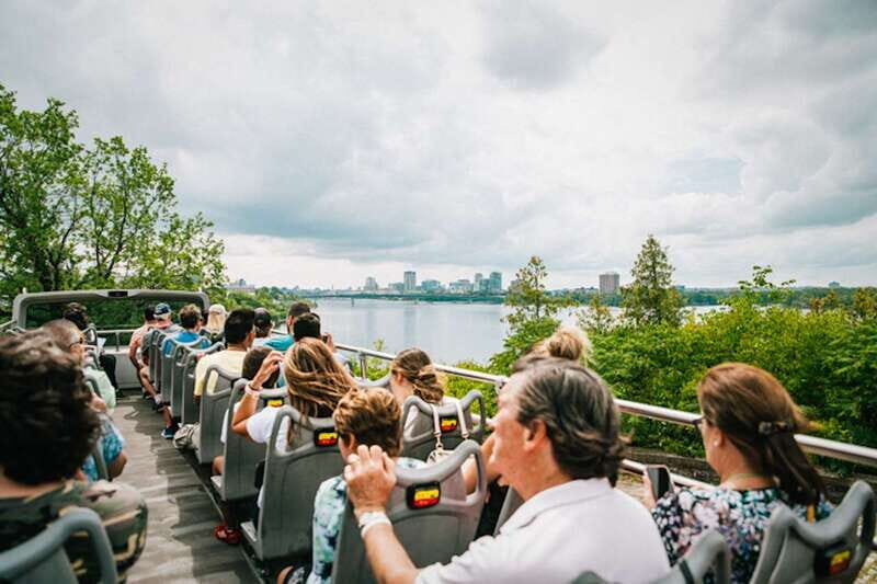 Ottawa: Hop-On Hop-Off Guided City Tour Pass - Authenticity and Quality: What Travelers Say
