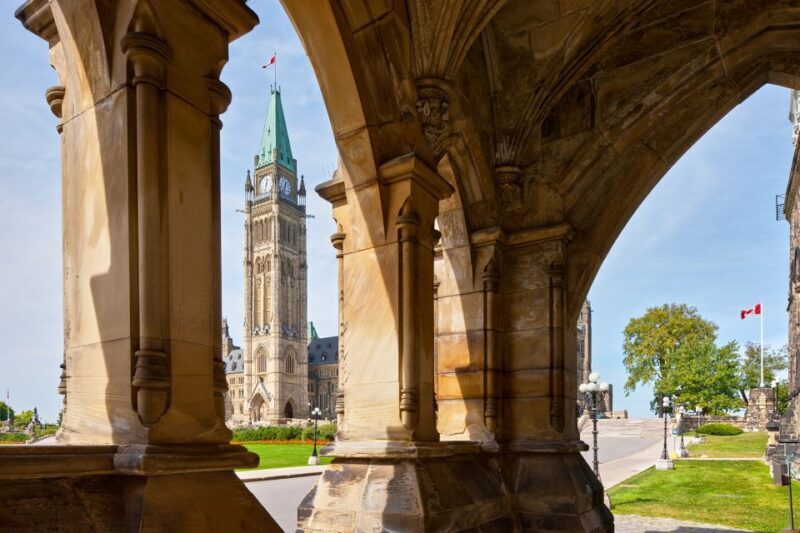 Ottawa: Hop-On Hop-Off Guided City Tour Pass - FAQ