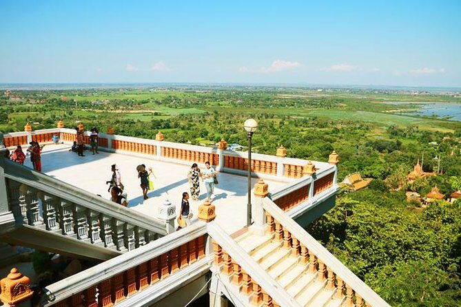 Oudong and Koh Chen Island - Full Day Cruise & Tour with English speaking guide - An Authentic Day Exploring Cambodia’s Heart: Oudong and Koh Chen Island Tour