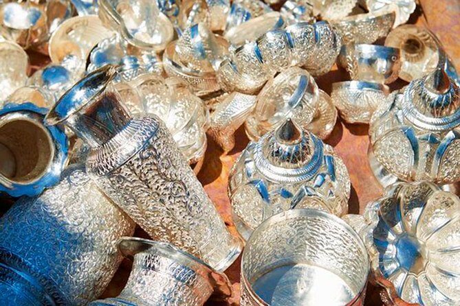 Oudong and Koh Chen Island - Full Day Cruise & Tour with English speaking guide - Who Will Love This Tour?