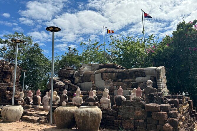 Oudong Mountain History and Pagoda Tour - Frequently Asked Questions