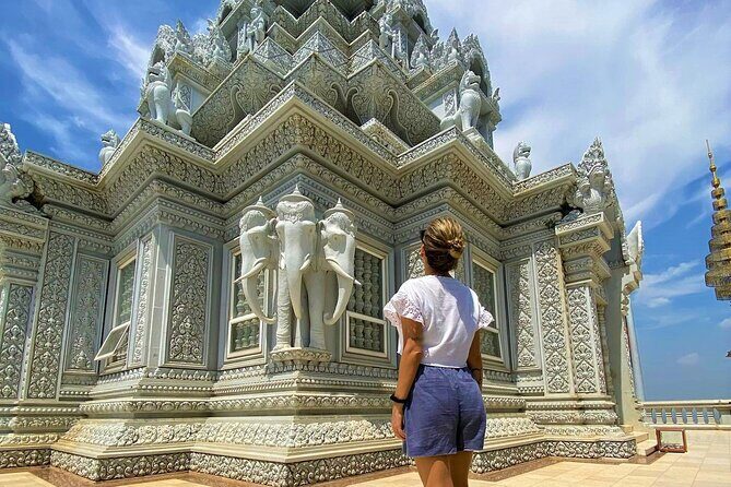 Oudong Mountain & Phnom Baset Private Tours from Phnom Penh - Key Points