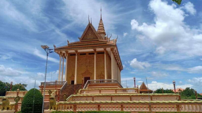 Oudong Mountain - Phnom Penh Former Capital Private Day Tour - Key Points