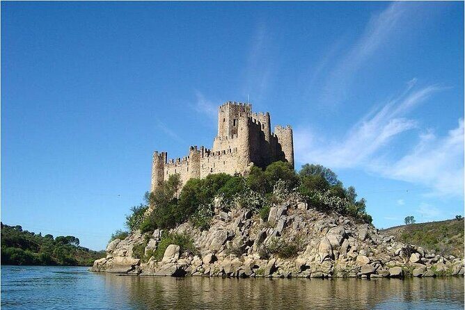 Ourém, Tomar and Almourol Castle Full Day Private Tour from the West - An Engaging Journey Through Portugal’s Medieval Heart