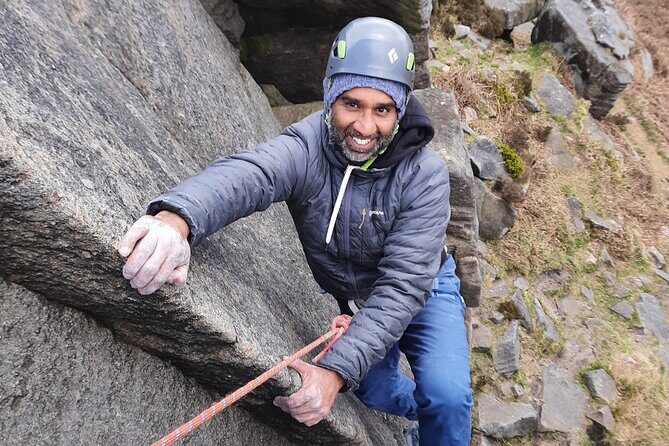 Outdoor Rock Climbing Taster Day in Peak District - A Complete Look at the Outdoor Rock Climbing Taster Day