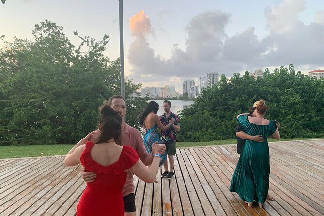 Outdoor Salsa Class Experience in San Juan - A Warm Welcome to Puerto Rican Salsa