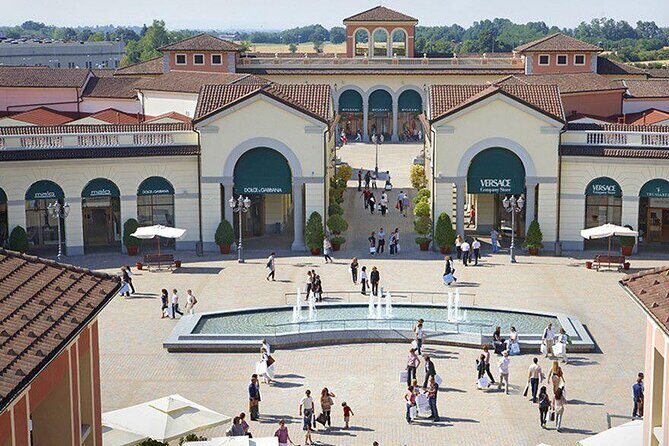 Outlet Serravalle o FoxTown Con Autista Privato Da Milano - A Deep Dive Into the Experience
