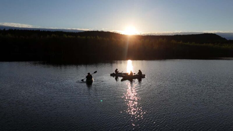 Överkalix - Lapland : Midnight Sun Kayaking Tour with Dinner - An In-Depth Look at the Midnight Sun Kayaking Tour