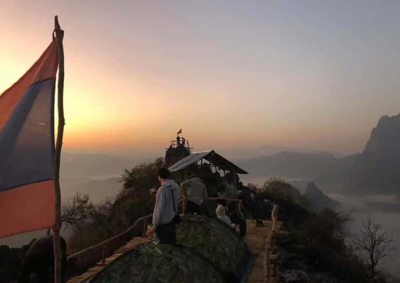 Overnight Camping At nong khiaw view point, 360 view - An Authentic Night in Nong Khiaw: Camping at the Viewpoint