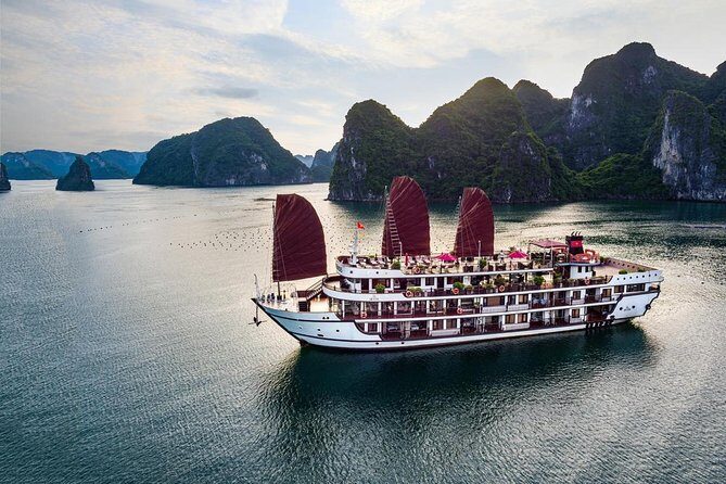 Overnight Luxury 5 Star Alisa Cruise with Meals, Kayak or Bamboo Boat - FAQ