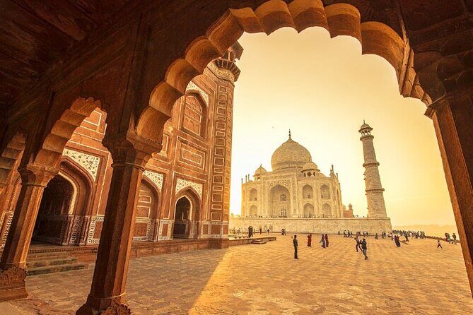 Overnight Taj Mahal Tour By car - Authenticity and Quality: What Travelers Say
