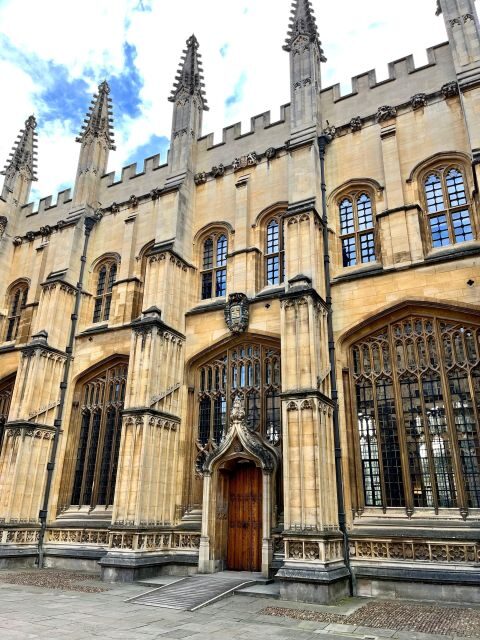 Oxford: City & University Tour with College entry included - FAQ