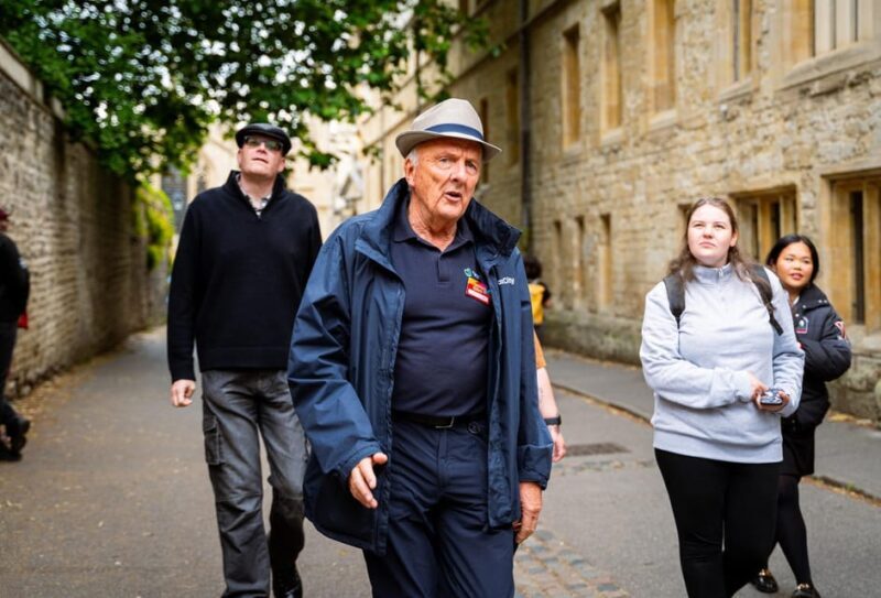Oxford: Historic Pubs & Taverns Guided Walking Tour - A Closer Look at the Experience