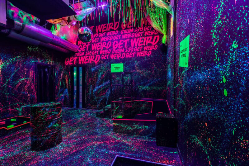 Oxford: Junkyard Golf Tickets for 9 or 18 Holes - Oxford: Junkyard Golf Tickets for 9 or 18 Holes