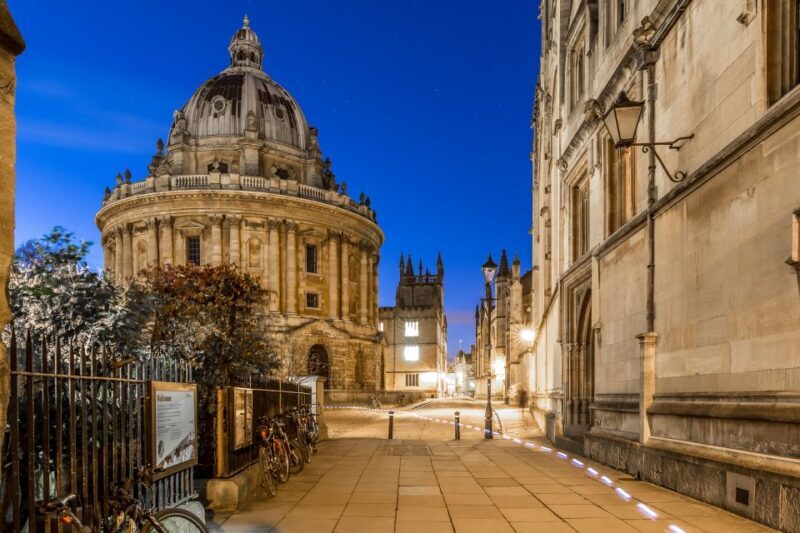 Oxford: Official Haunted Oxford Ghost Tour - Key Points