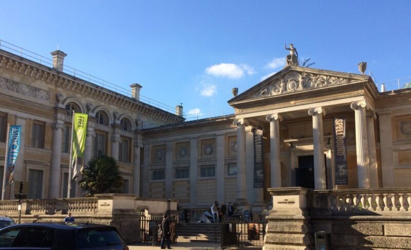Oxford: Official University and City Walking Tour - An In-Depth Look at the Tour Experience