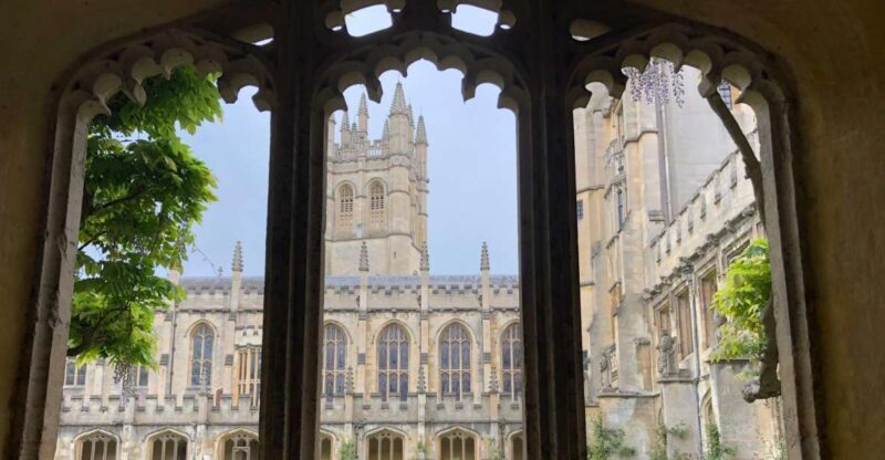 Oxford: Private City Tour & University Historical Highlights - The Experience in Detail
