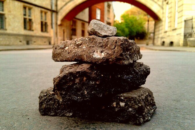 Oxford PRIVATE Pub and City Evening Walking Tour - Exploring Oxford by Night: A Step-by-Step Breakdown