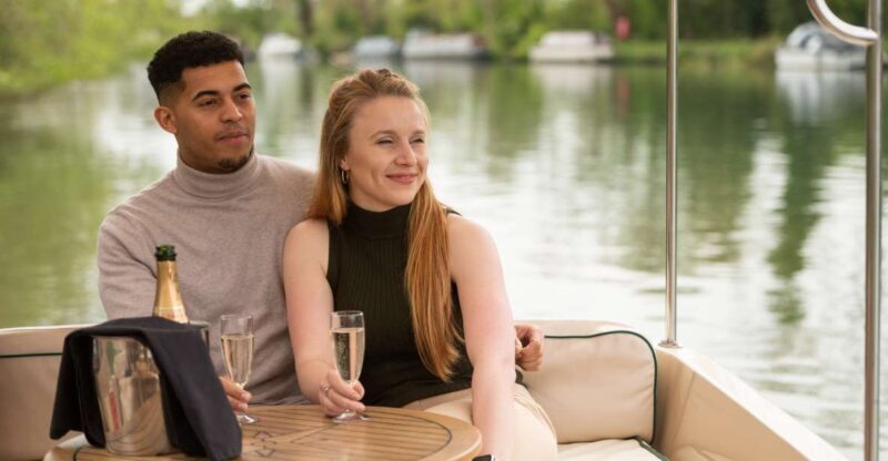 Oxford: River Cruise and 6-Course Tasting at The Folly - Frequently Asked Questions