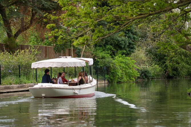 Oxford Sightseeing River Cruise Along The University Regatta Course - Practical Details and Tips