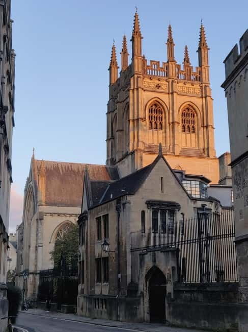 Oxford: Tolkien, Lewis and Alice Walking Tour. Small group! - Who will love this tour?