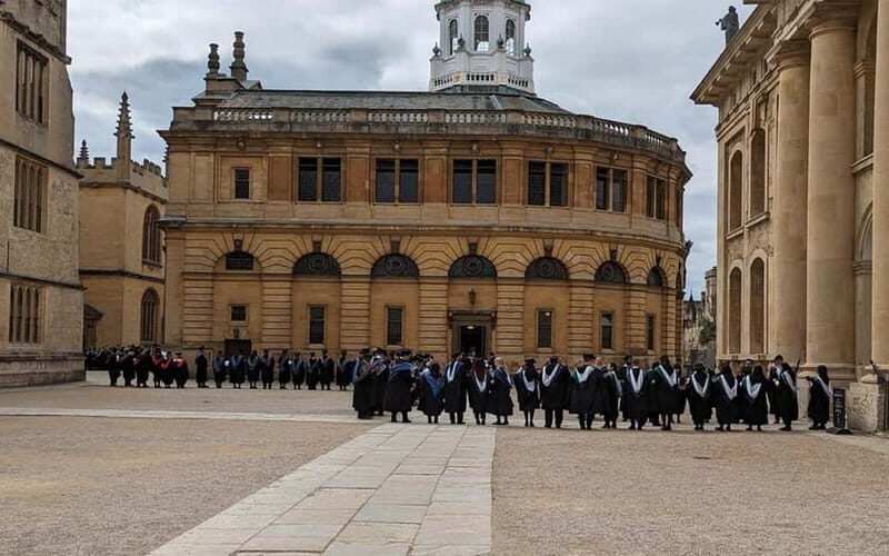 Oxford Walking Tour: Magic, University & Harry Potter Sites - An In-Depth Look at the Oxford Walking Tour Experience