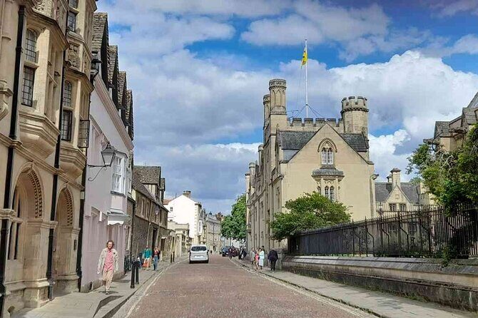 Oxford's literary legends and landmarks: A Self-Guided Audio Tour - Who Will Love This Tour?