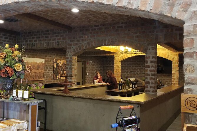 Ozark Craft Beverage - Wine & Shine Tour - Key Points